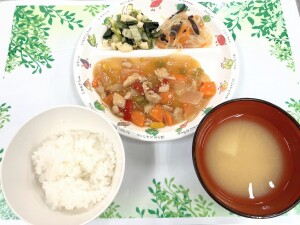 5月1日　昼食